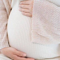 他提出，人工智🏋️‍♀️♟️能不应🇨🇿是零和博弈的国家🏯竞赛，而应📟成为全球🍆📯